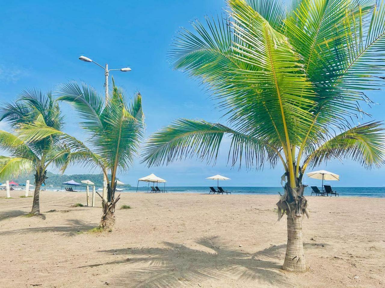 Apartamento De Lujo Las 3 Gotas Jaco, Frente Al Mar Con Vista A La Playa Экстерьер фото