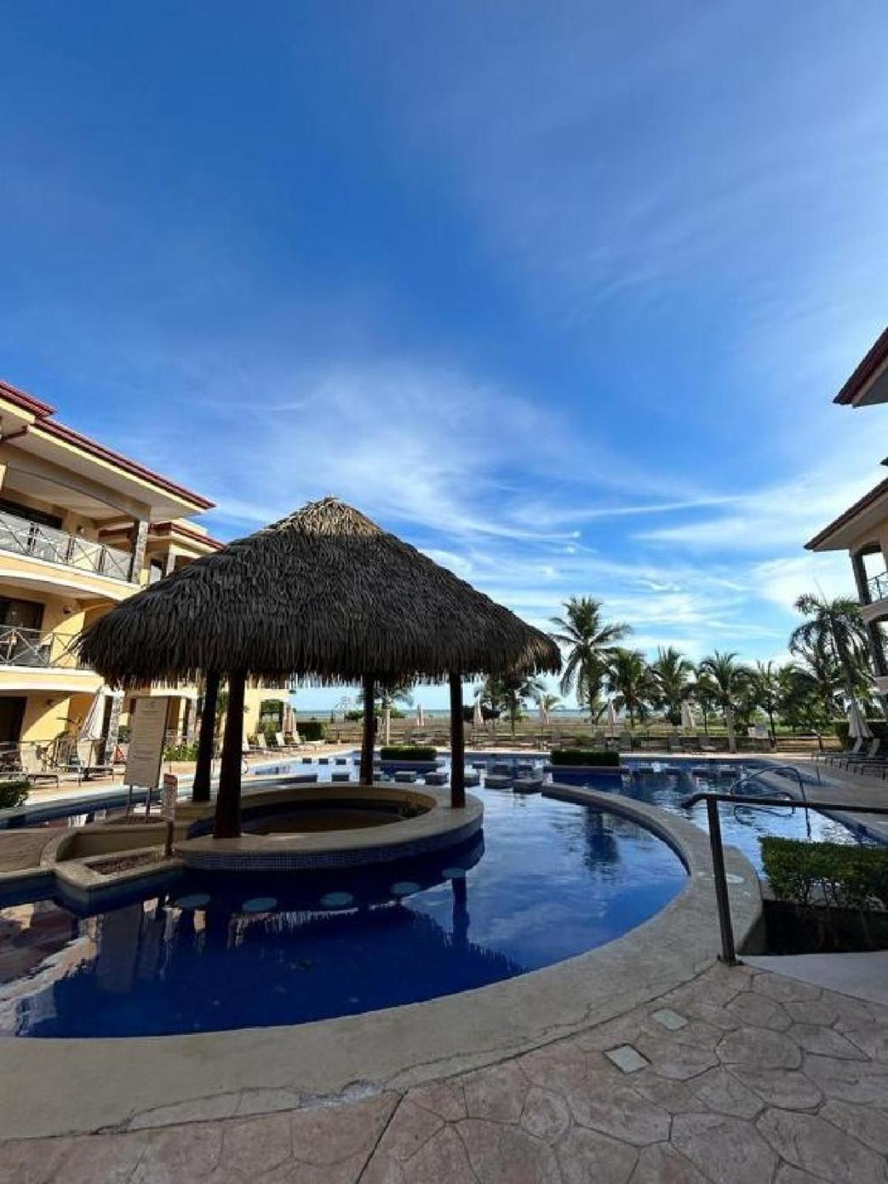 Apartamento De Lujo Las 3 Gotas Jaco, Frente Al Mar Con Vista A La Playa Экстерьер фото