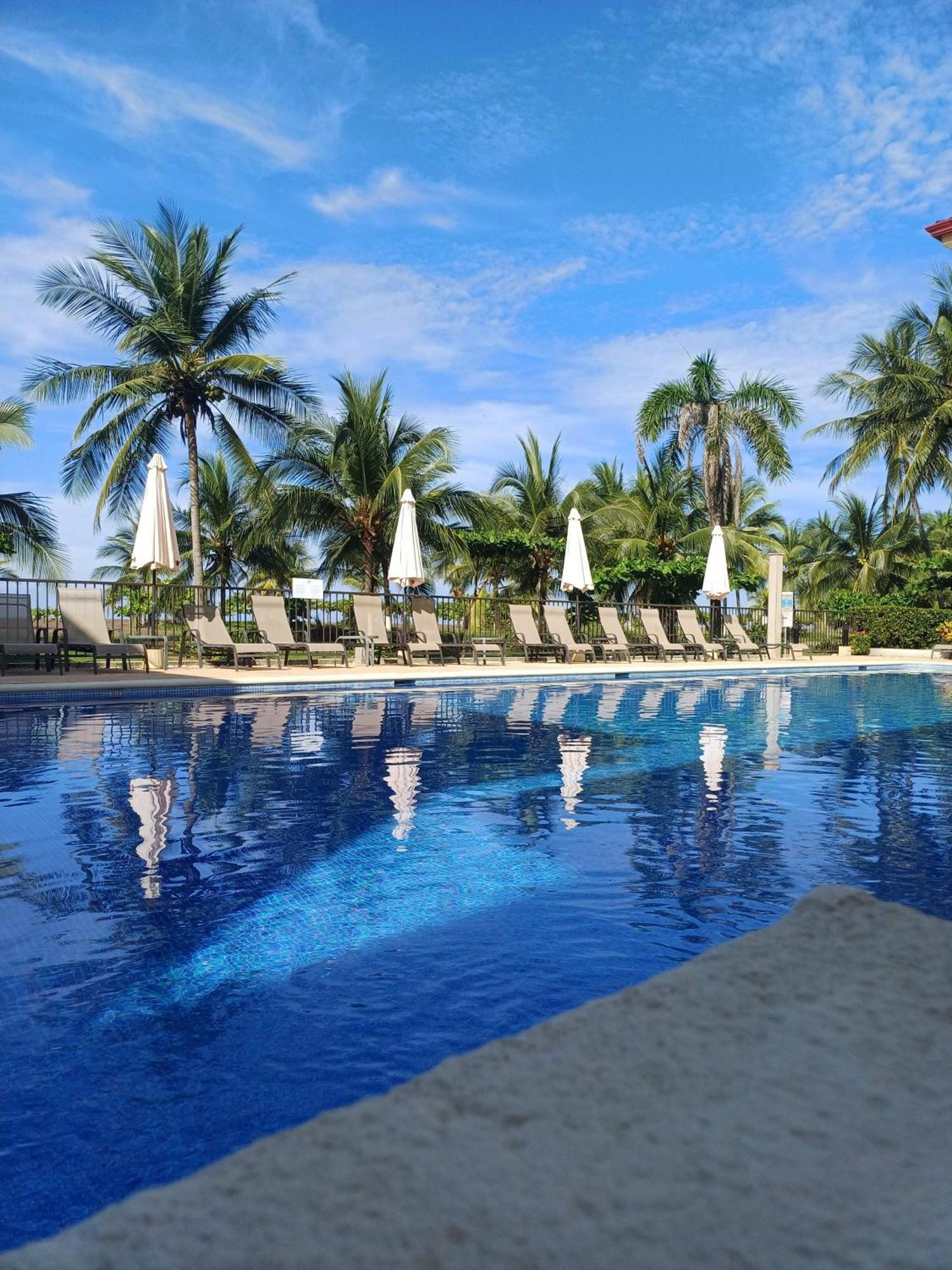 Apartamento De Lujo Las 3 Gotas Jaco, Frente Al Mar Con Vista A La Playa Экстерьер фото